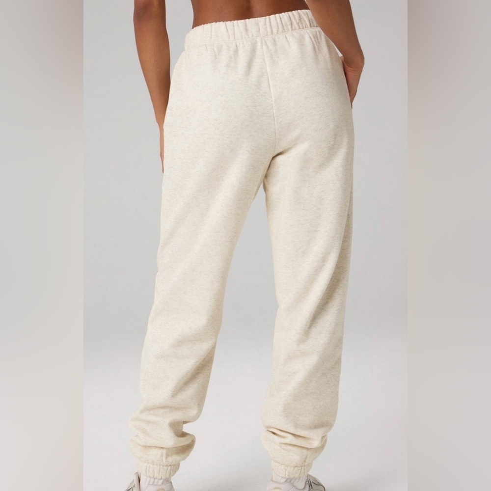 Fabletics Cozy Fleece Go-To Sweatpants Bone Heather S - Picture 4 of 6